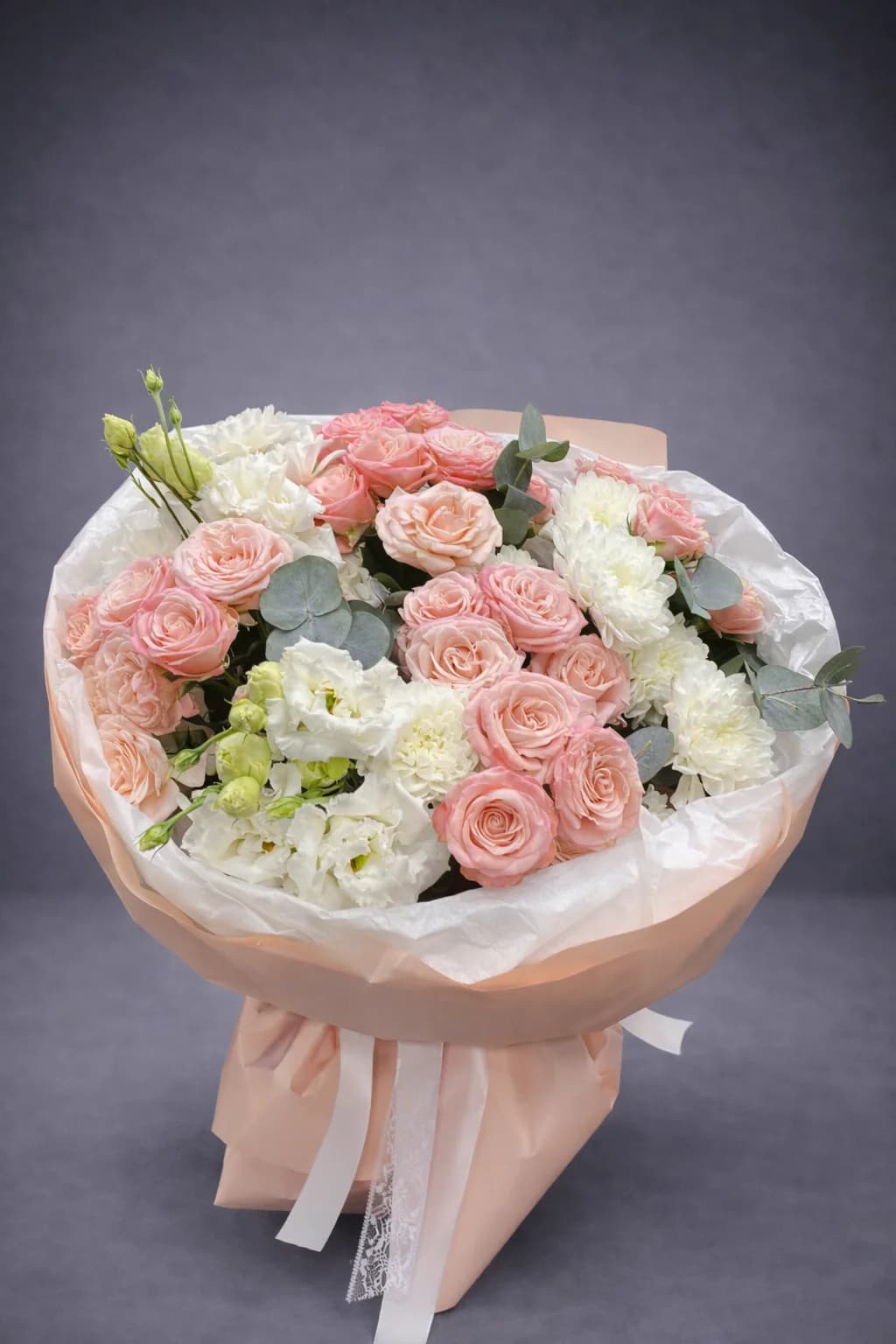 Нежный персик